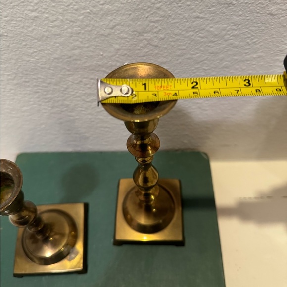 Vintage Pair of Brass Candlesticks - Picture 9 of 11